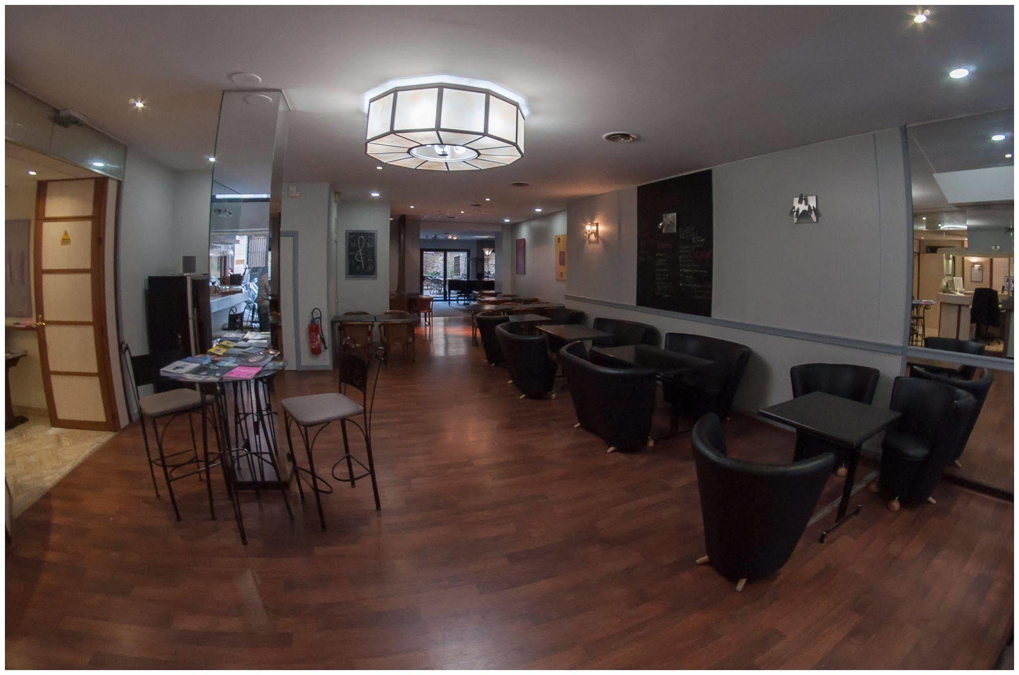 Hotel Gambetta 랭스 외부 사진